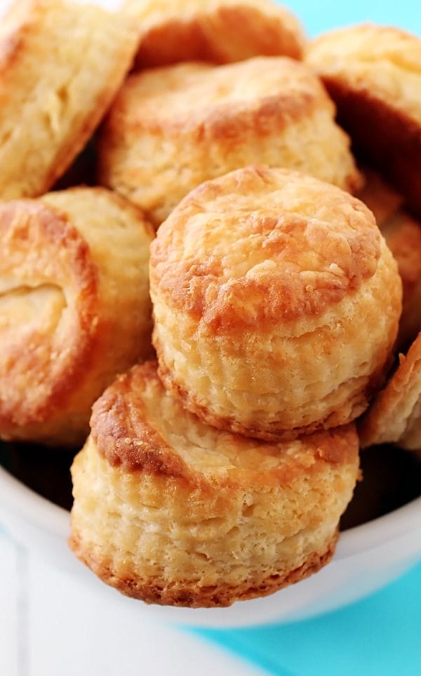 3-INGREDIENT CREAM CHEESE BISCUITS