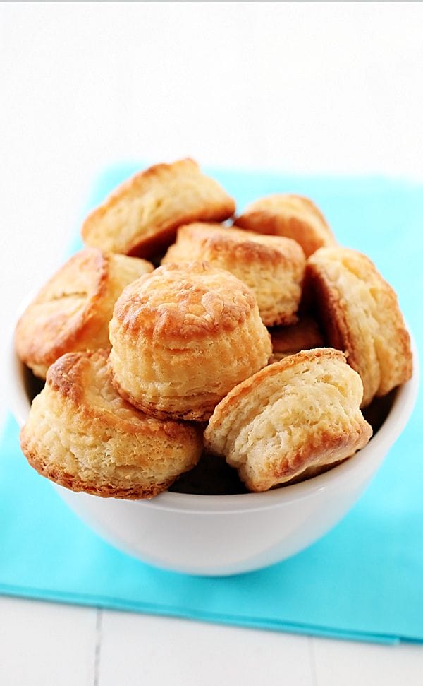 3-INGREDIENT CREAM CHEESE BISCUITS