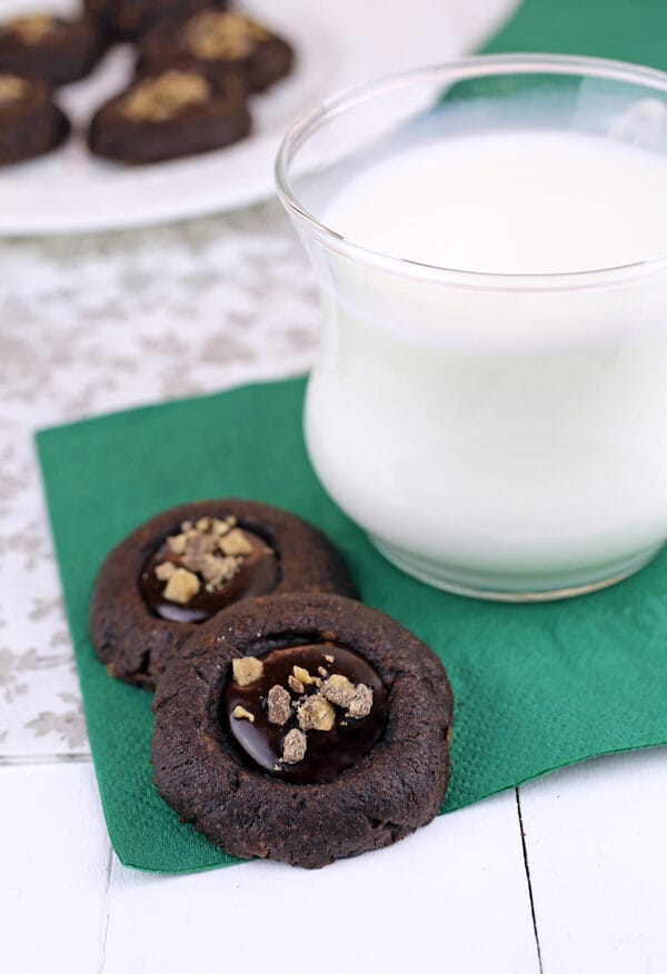 CHOCOLATE TOFFEE THUMBPRINTS 