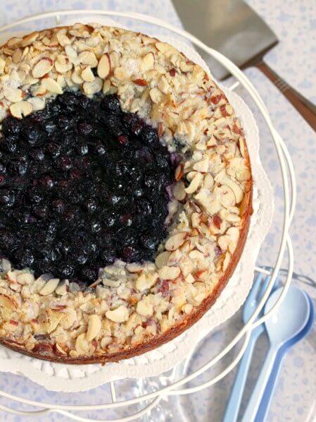 BLUEBERRY CREAM CHEESE COFFEE CAKE