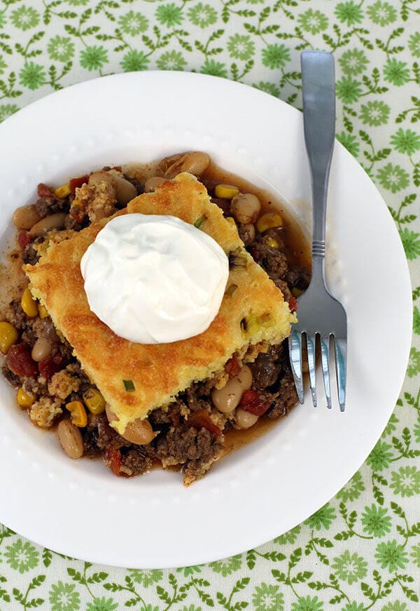 CHEDDAR CHILI CORNBREAD PIE 