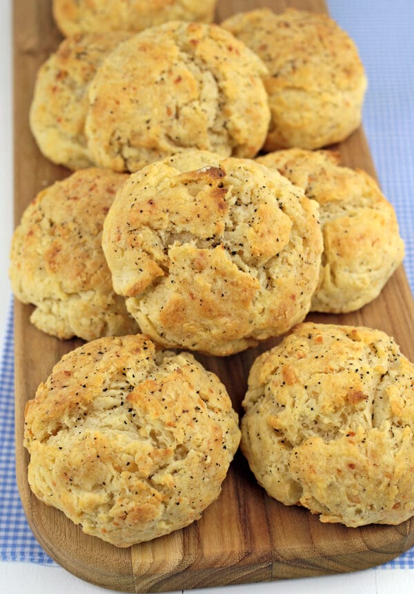 PARMESAN & BLACK PEPPER DROP BISCUITS
