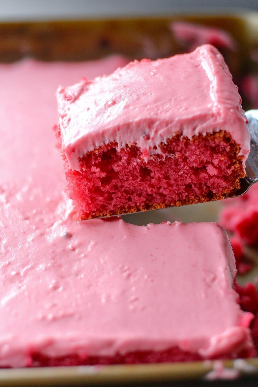 Double Strawberry Cake